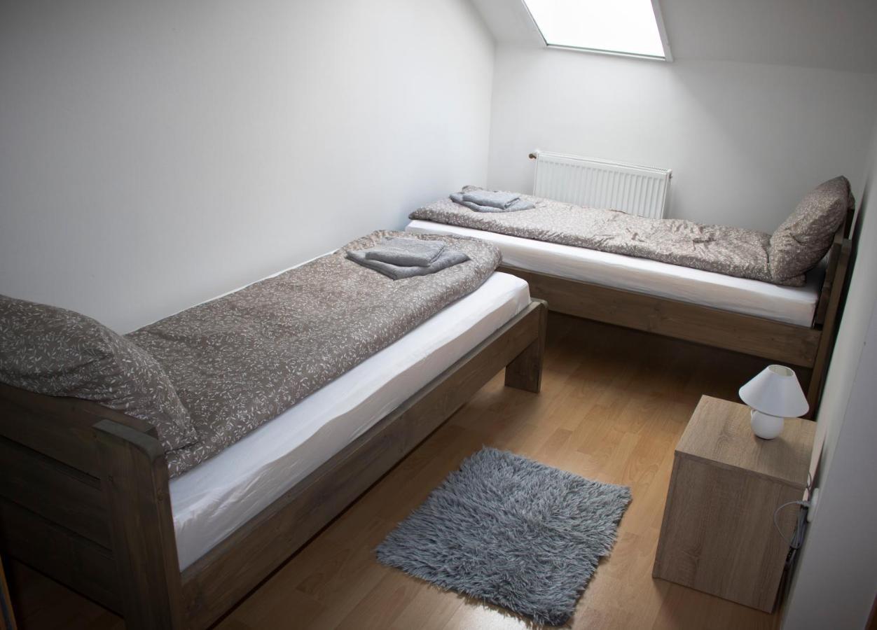 Csalogany Apartman Διαμέρισμα Szekszárd Εξωτερικό φωτογραφία